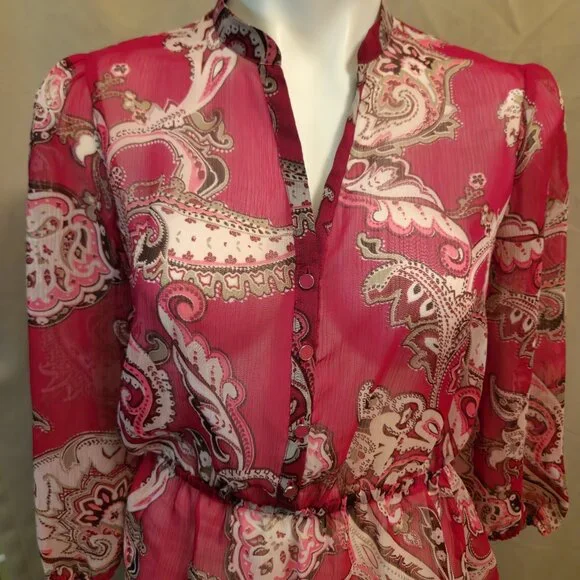 ❤️ 4/$20 New York & Co top Women's XS Sheer chiffon paisley buttons 3/4 sleeve - Picture 3 of 14